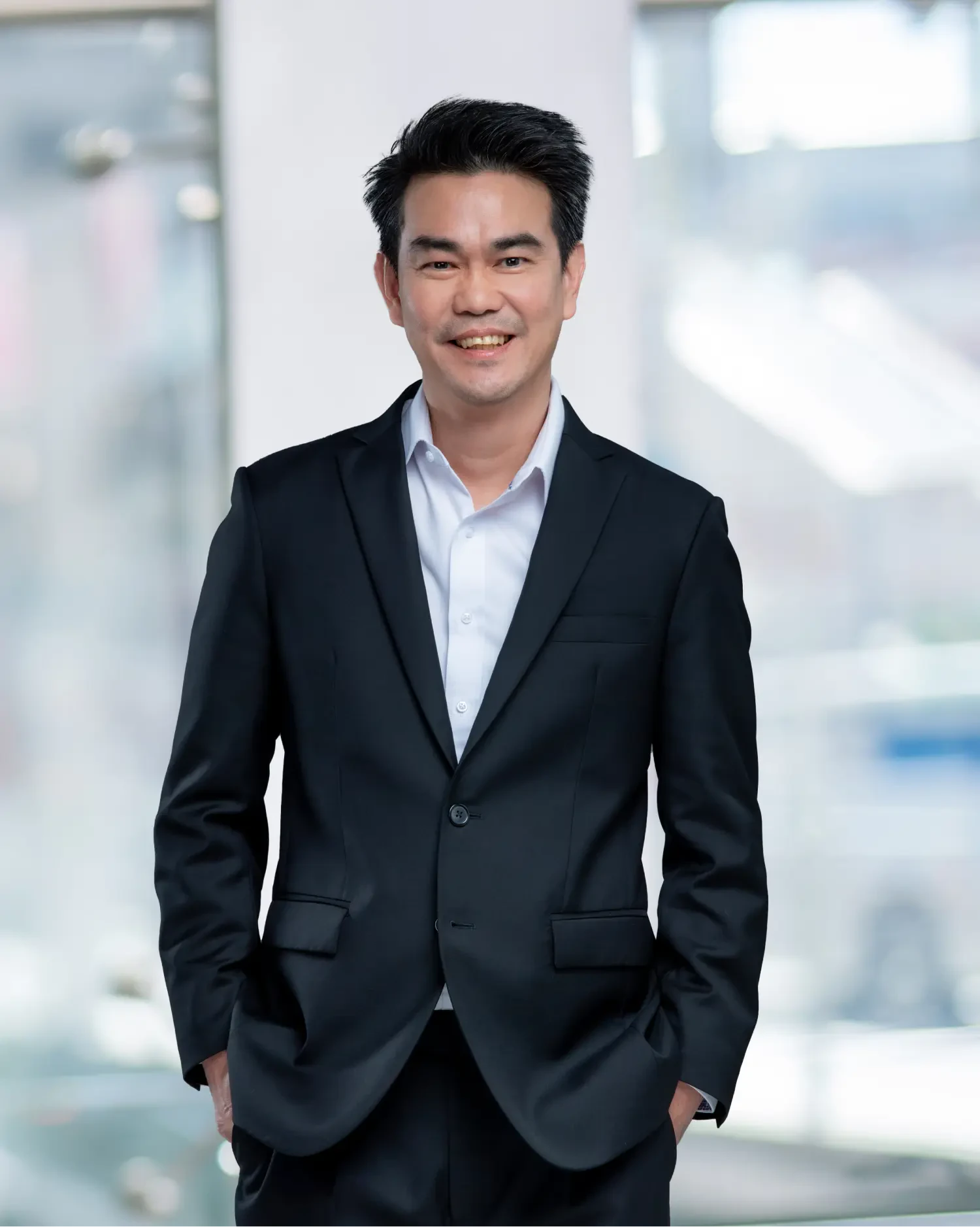 Mr. Dhana Bubphavanich